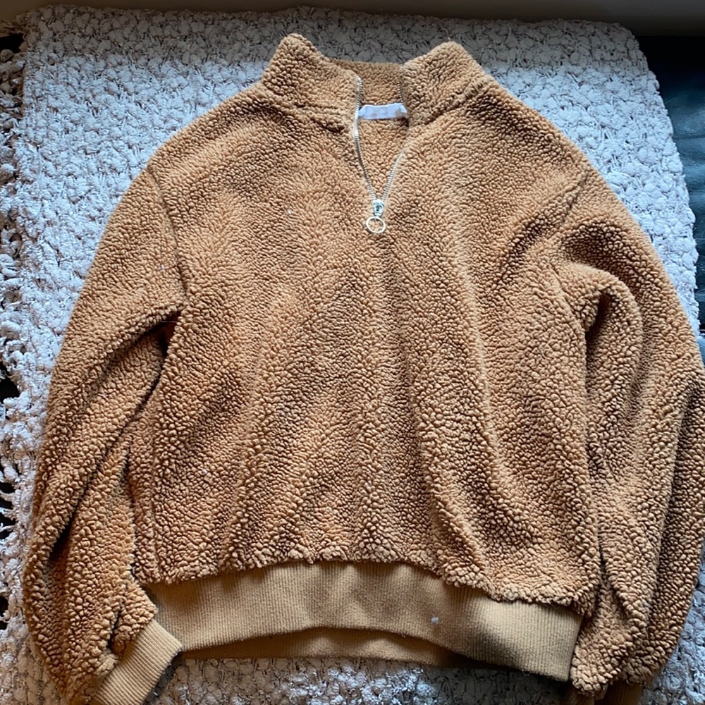 2/$15 🔥 Urban Planet Teddy Sweater